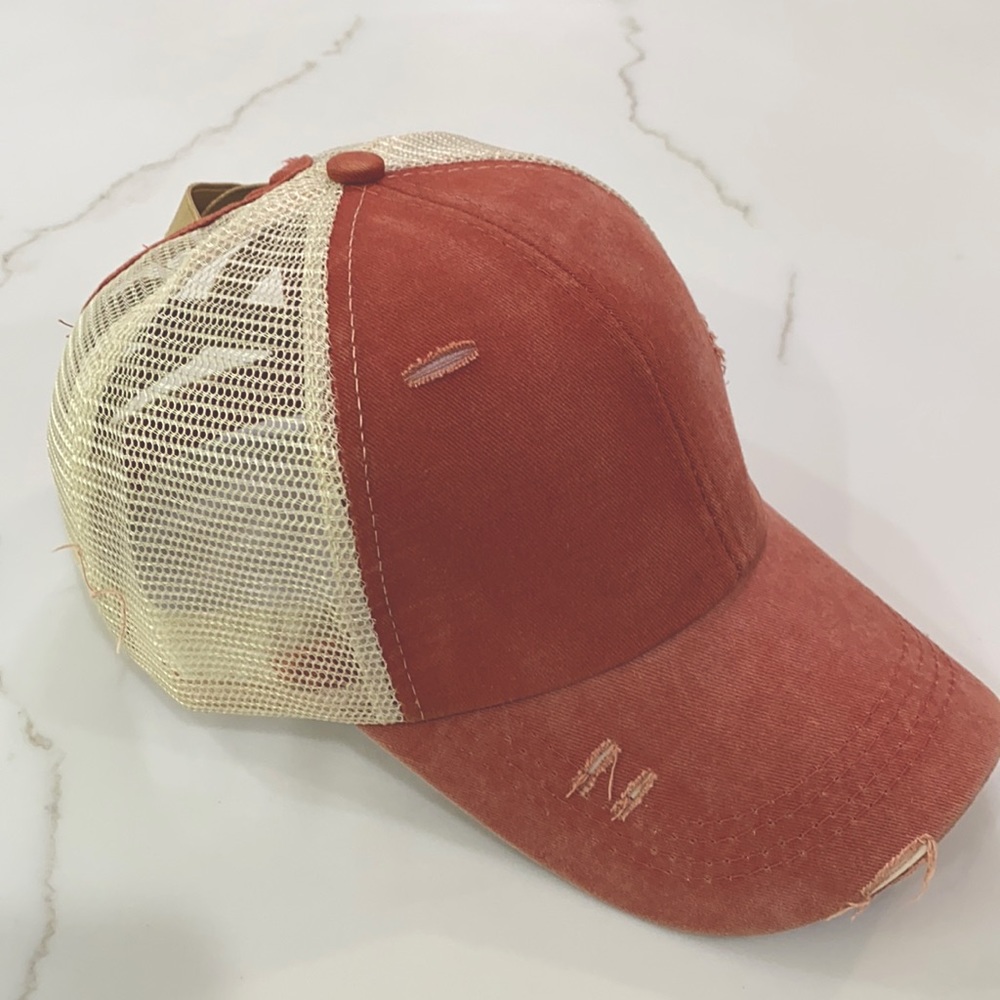 PS ponytail baseball cap
